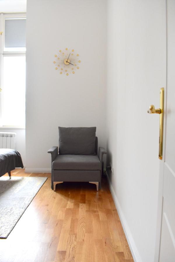 Lovely Apartment In Center 布拉格 外观 照片